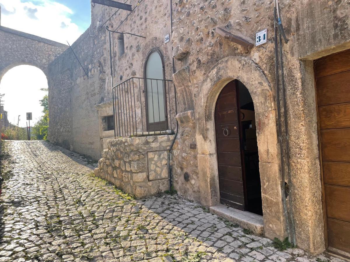 Terra Della Baronia Villa Santo Stefano Di Sessanio Buitenkant foto